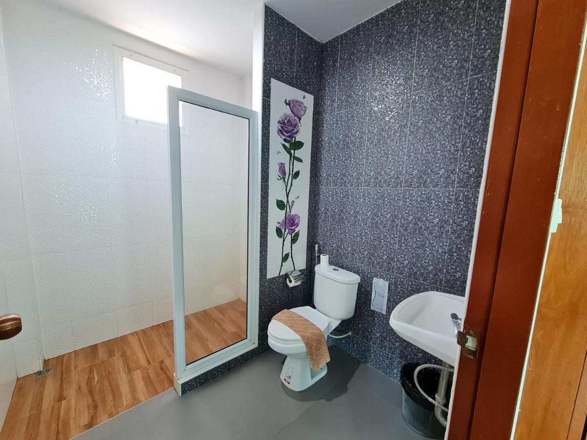 Araya Cottage Uthai Thani Exteriör bild