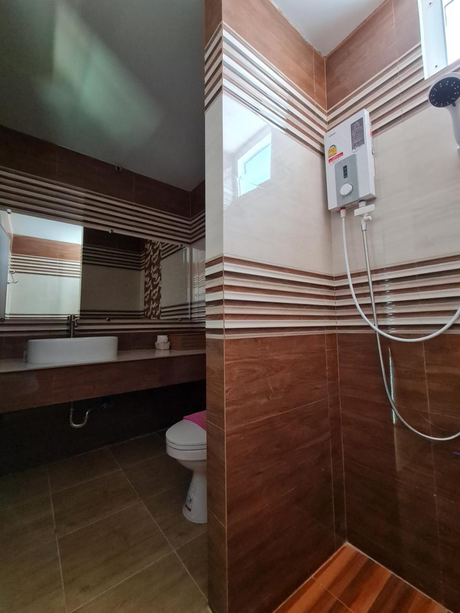 Araya Cottage Uthai Thani Exteriör bild