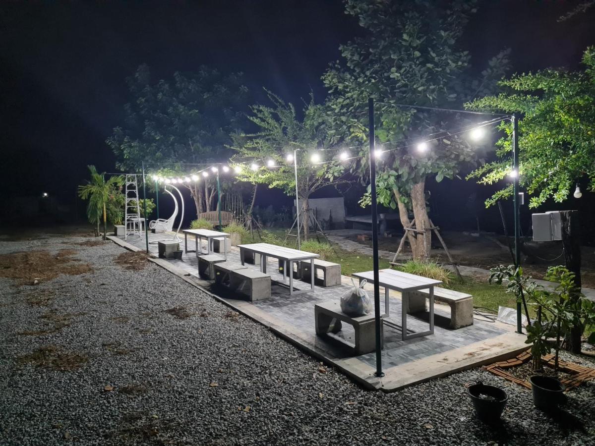 Araya Cottage Uthai Thani Exteriör bild