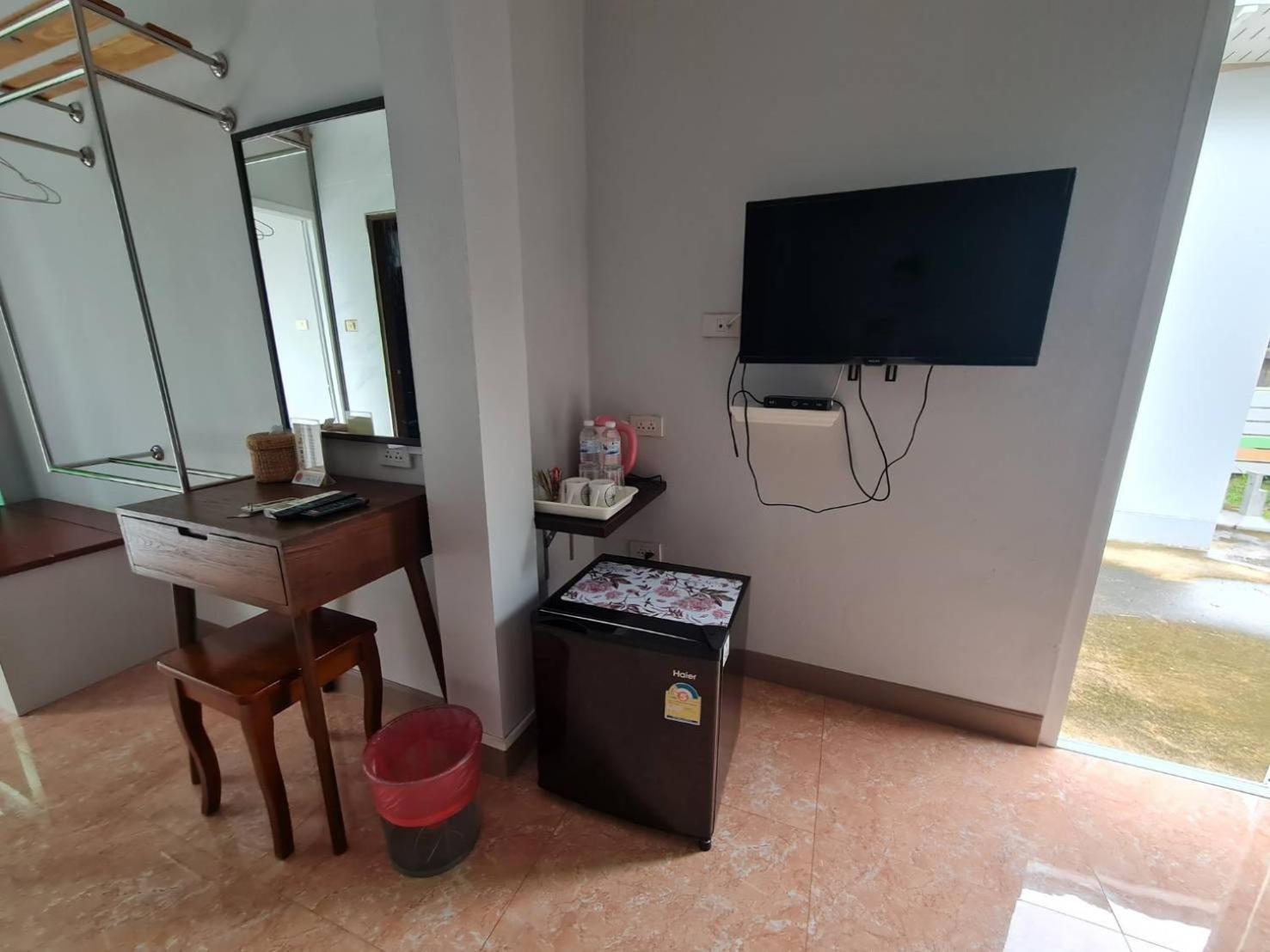 Araya Cottage Uthai Thani Exteriör bild