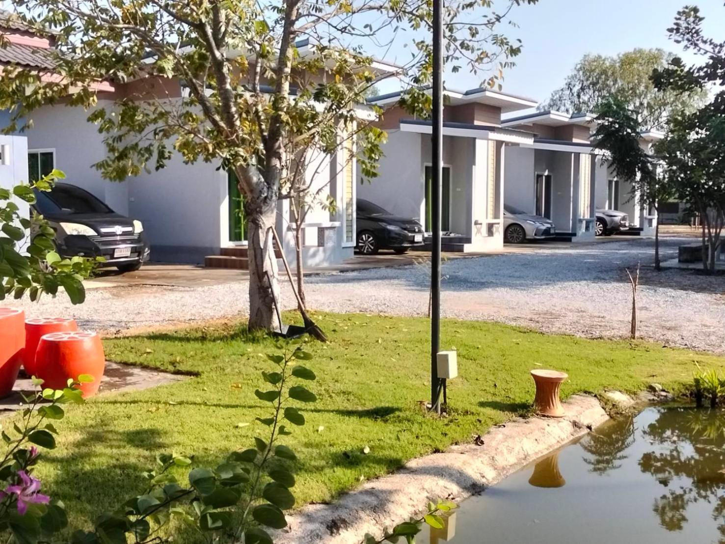 Araya Cottage Uthai Thani Exteriör bild