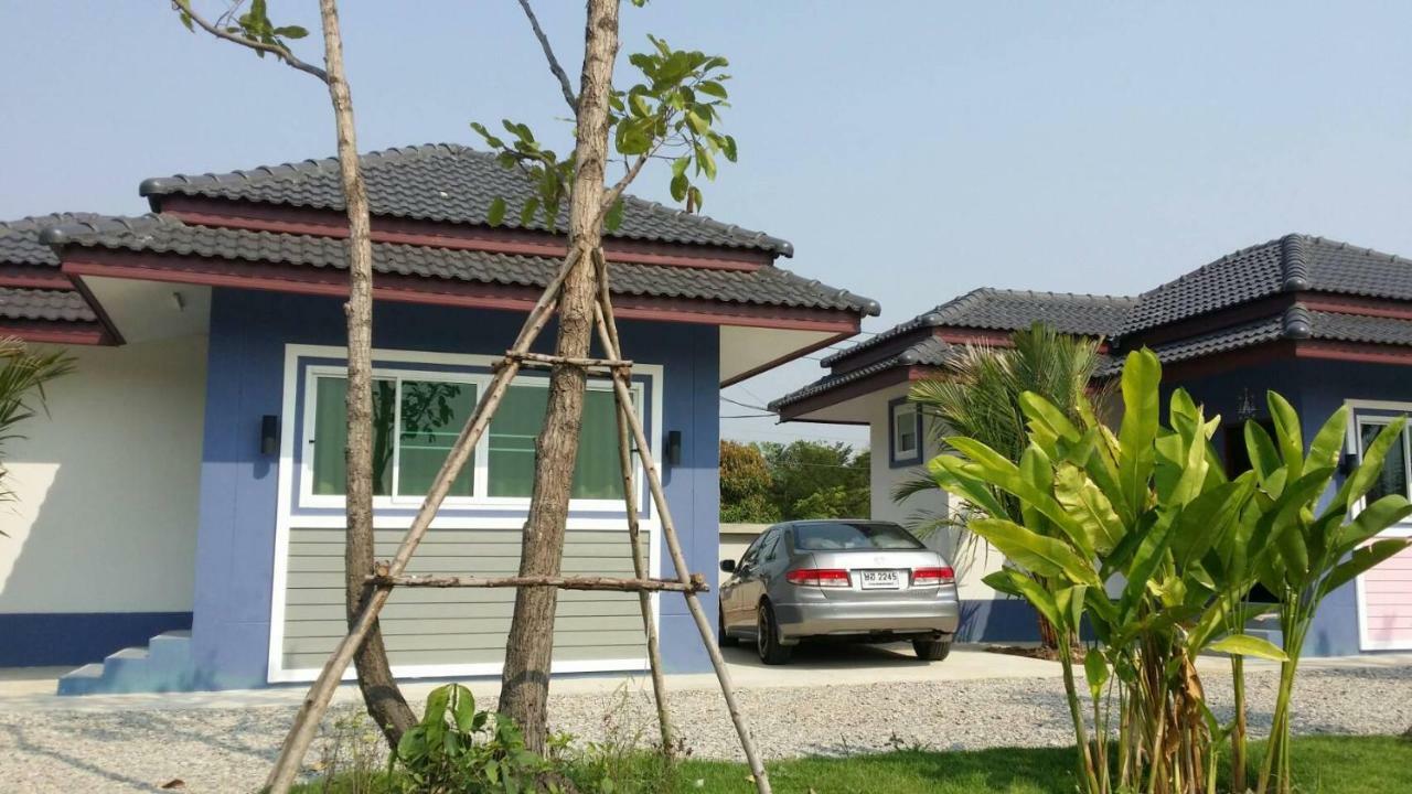 Araya Cottage Uthai Thani Exteriör bild